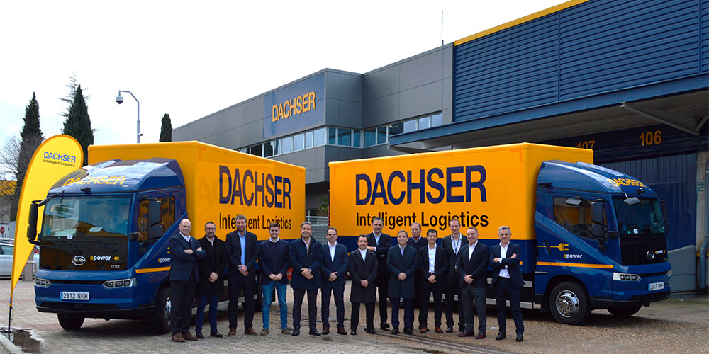 BYD Trucks entrega a DACHSER sus dos primeros camiones eléctricos en España 