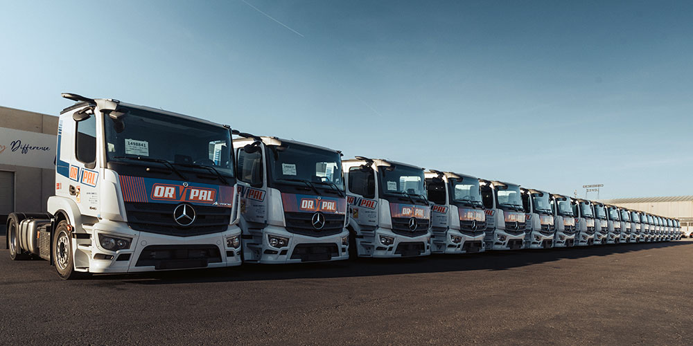 Orvipal amplía su flota con 20 nuevos Mercedes-Benz Actros 1846